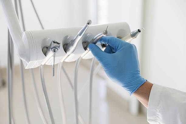 Professional Emergency Dentist technician working in Goshen, CA